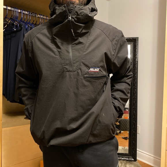 palace windbreaker - Picture 1 of 3